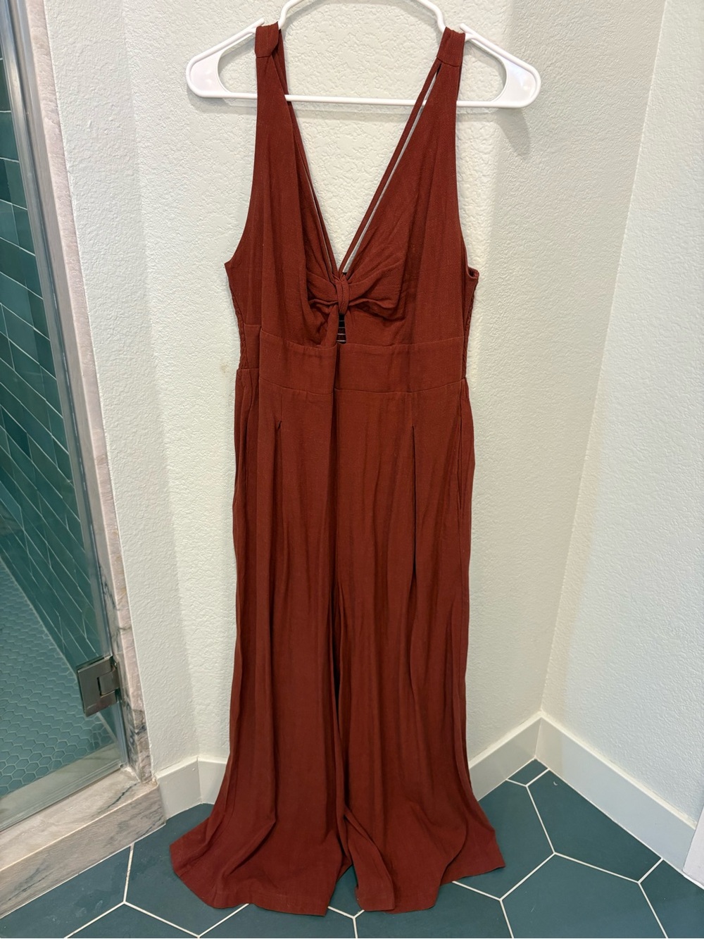 Women's Rust Wide-Leg Jumpsuit with V-Back